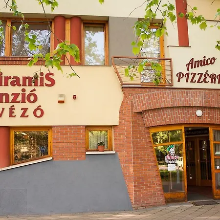 Semiramis Panzio * Nagyatad